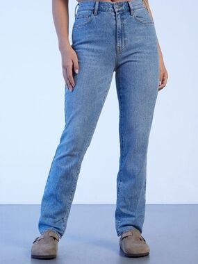 Pacsun Medium Blue Curve Mom Jeans